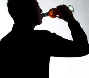 Attention aux comportements à risques des jeunes