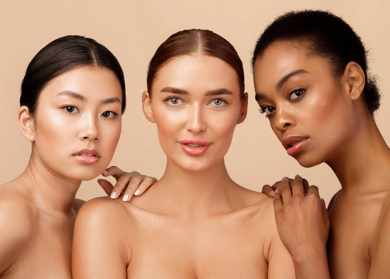 Traitements esthétiques adaptés selon le phototype de peau : laser, peeling et injections en dermatologie